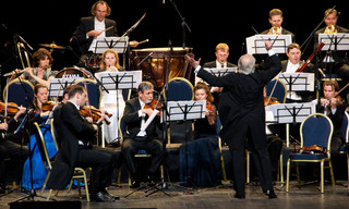 Háry János | Viennese musical clock