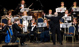 Háry János | Viennese musical clock
