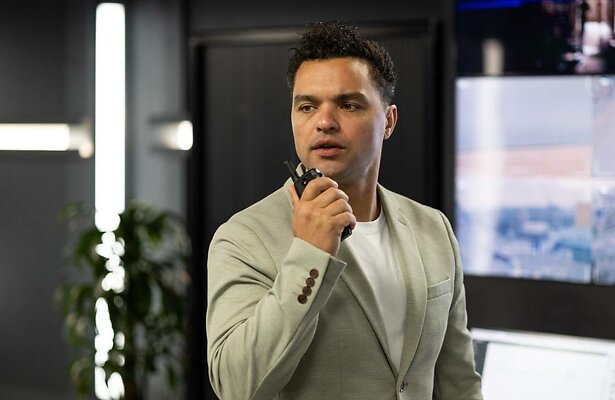 Kalile Ohoudi is de leider van de huntergroep.