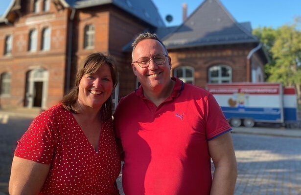 Ingrid en Edward in Ik Vertrek