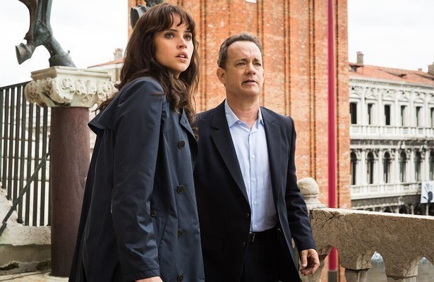 Tom Hanks en Felicity Jones in Inferno