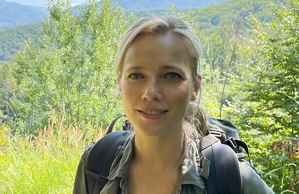 Jennifer Hoffman in Roemenië voor 3 op Reis (2022)