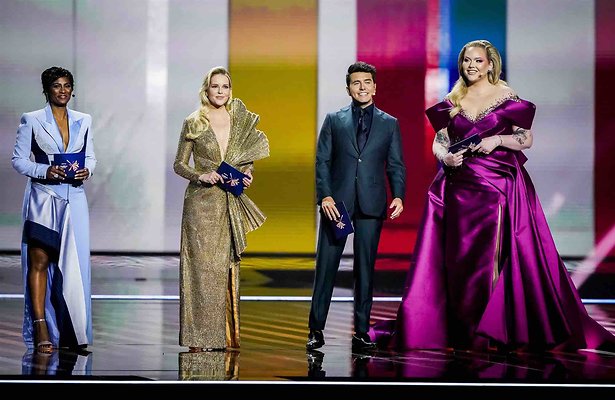 Edsilia, Chantal, Jan en Nikkie