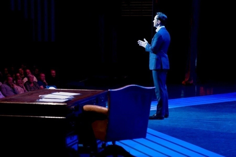 Jimmy Carr: Funny Business