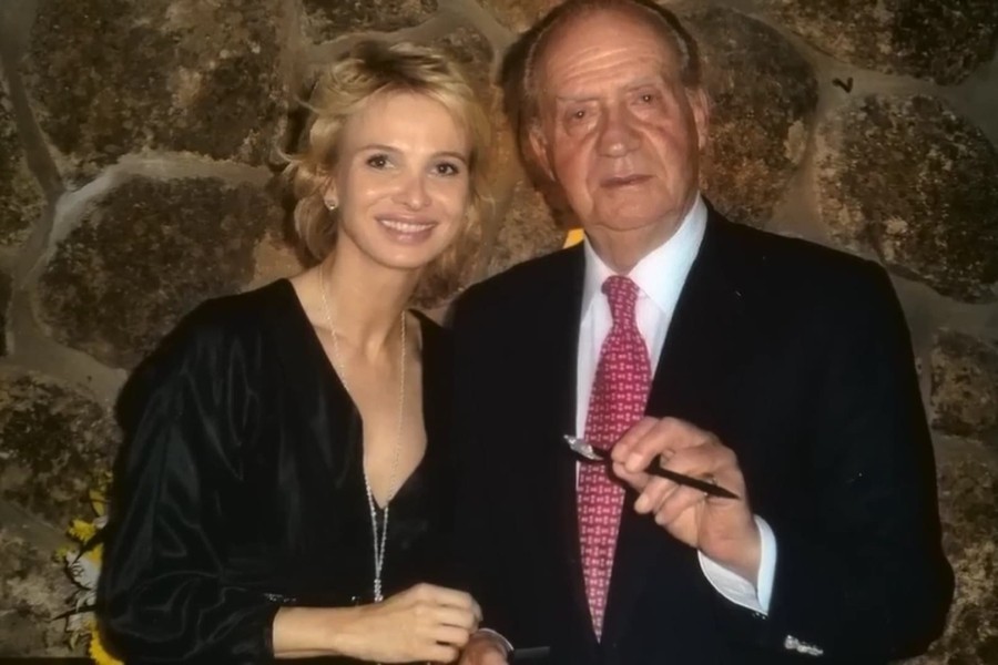 Juan Carlos: Downfall of The King