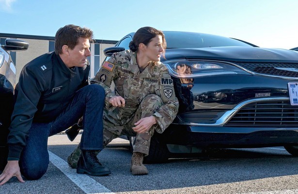 Tom Cruise en Cobie Smulders in Jack Reacher: Never Go Back