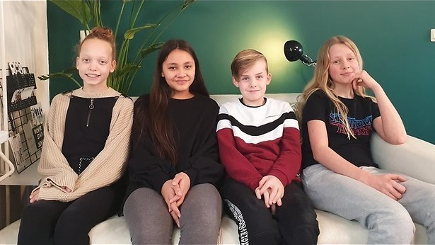 Lachen om andere kinderen