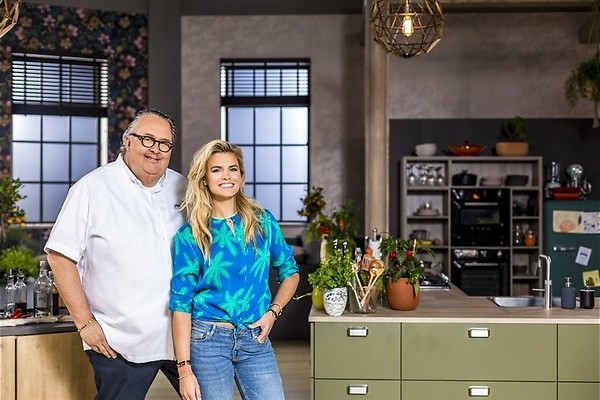 Nicolette laat zich verleiden in Klinkt smakelijk