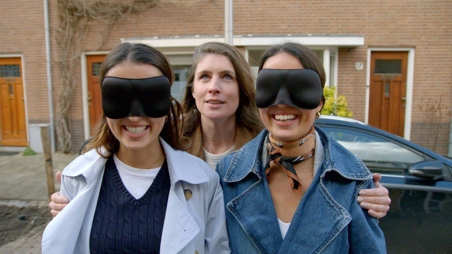 Marieke Elsinga helpt tweeling aan een huis in Kopen Zonder Kijken