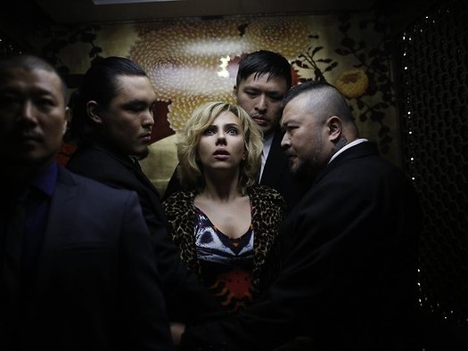 Scarlett Johansson heeft er de buik vol van