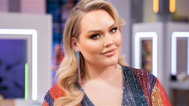 Davina Michelle maakt zich op voor finale