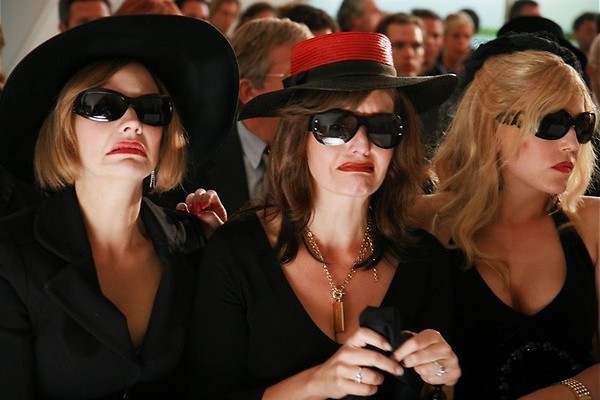 Sanne Wallis de Vries, Bracha van Doesburgh en Hadewych Minis