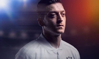 Mesut Özil - zu Gast bei Freunden