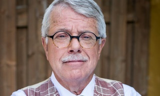 Mr. Frank Visser doet uitspraak