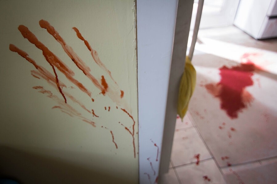 Murder Comes to Town