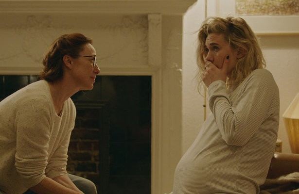 Martha als Vanessa Kirby