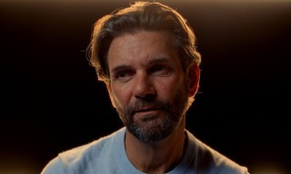 NPO Doc: Blauw licht - Herinneringen van een ambulancebroeder