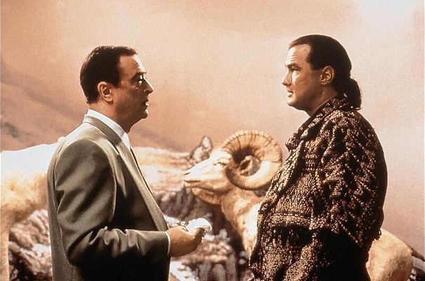 Steven Seagal is tegen vervuiling