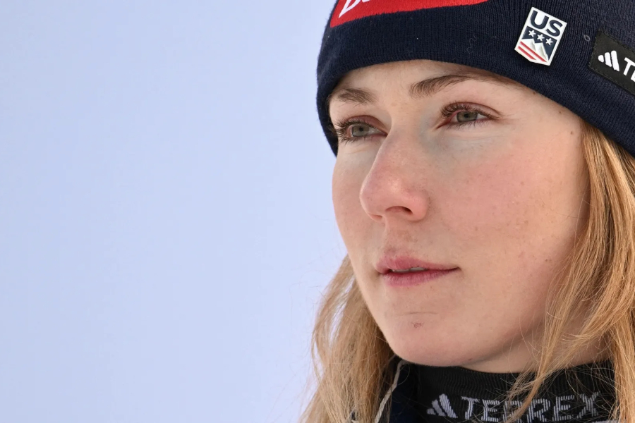 On the Edge: World Cup Ski Racing