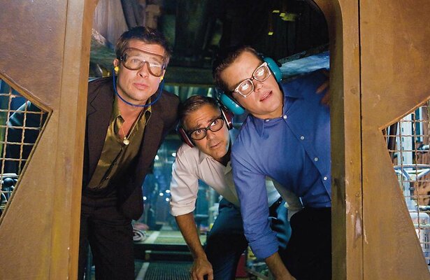 Brad Pitt, George Clooney en Matt Damon in Ocean's Thirteen