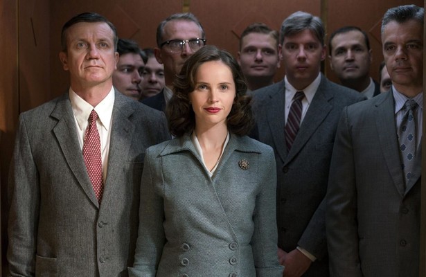 Felicity Jones als Ruth Bader Ginsburg in On the Basis of Sex