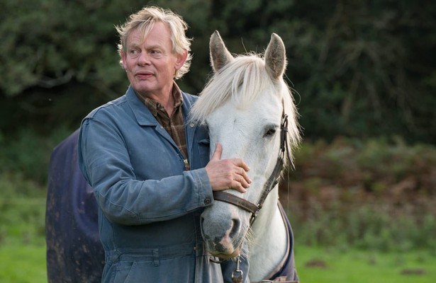 Martin Clunes als Nathan Williams in Out There