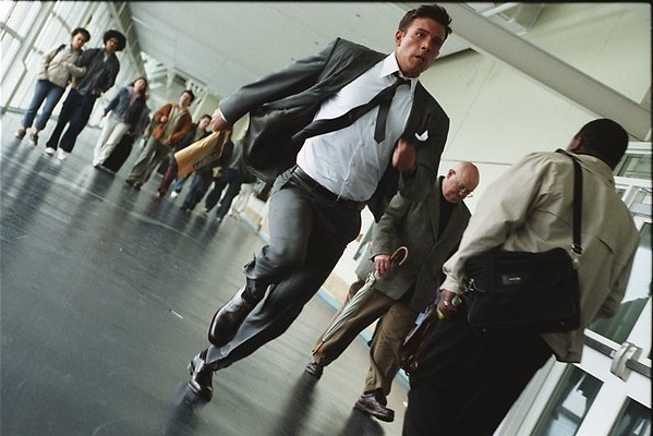 Ben Affleck vlucht met een paperclip