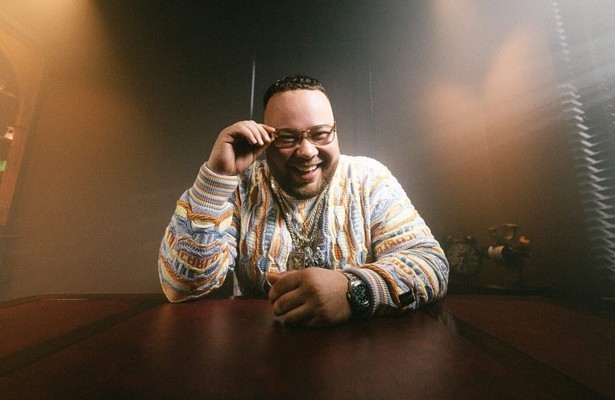 Papi Mikey Dinero voor Papi & Pimps