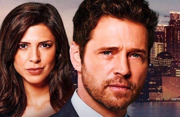 Cindy Sampson en Jason Priestley