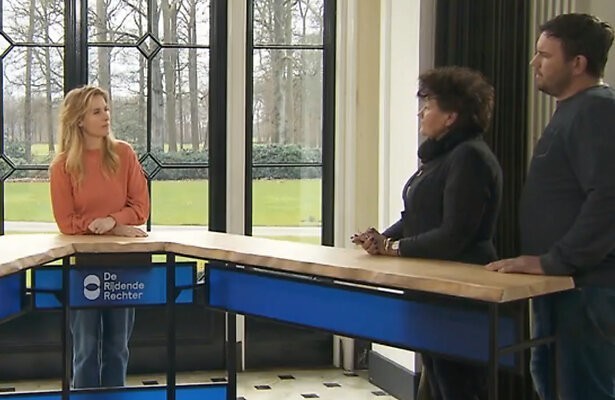 Jetske van den Elsen en de golfbaan eigenaren