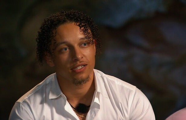 Lester in Temptation Island: Love or Leave