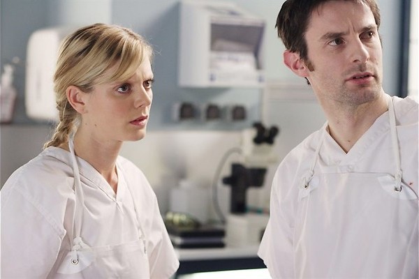 Rivaliserende drugsbendes openen het vuur