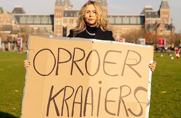 Sunny en de oproerkraaiers