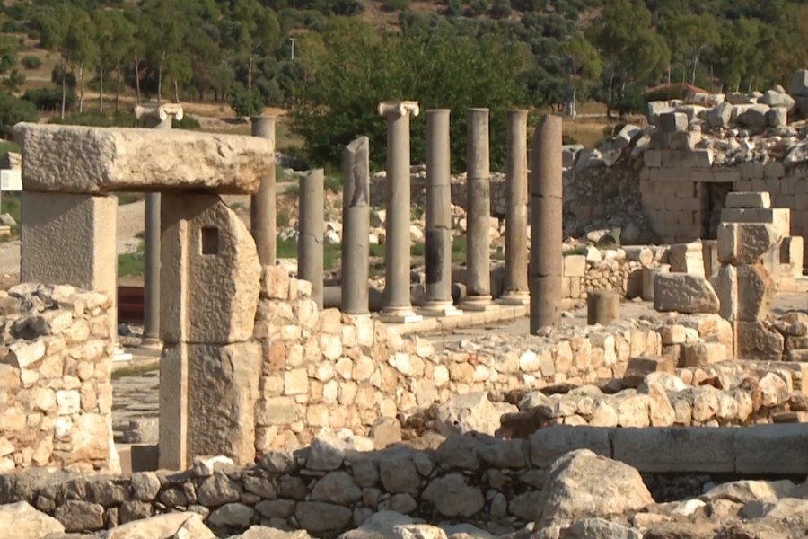 Saint Nicholas: The Real Story