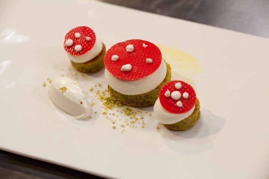 Spring baking championship