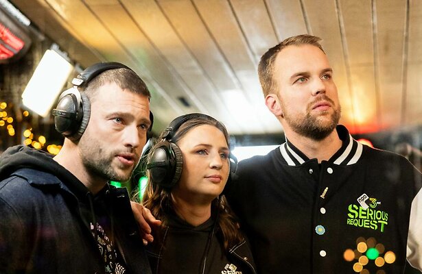 Barend van Deelen, Sophie Hijlkema en Wijnand Speelman voor 3FM Serious Request