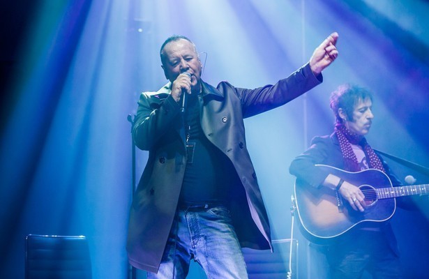 Simple Minds geven akoestisch concert