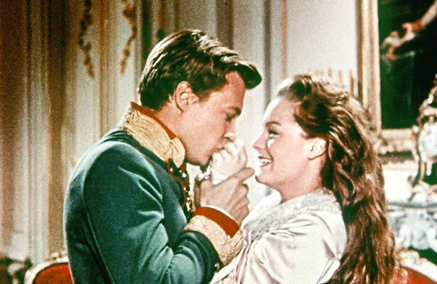 Karlheinz Böhm en Romy Schneider in Sissi