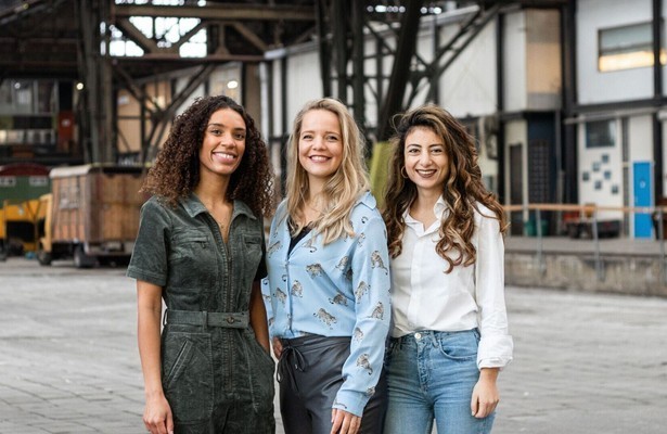 Raquel Schilder, Jill Bleiksloot en Ellen Demir in Stand van Nederland: Generatie Next