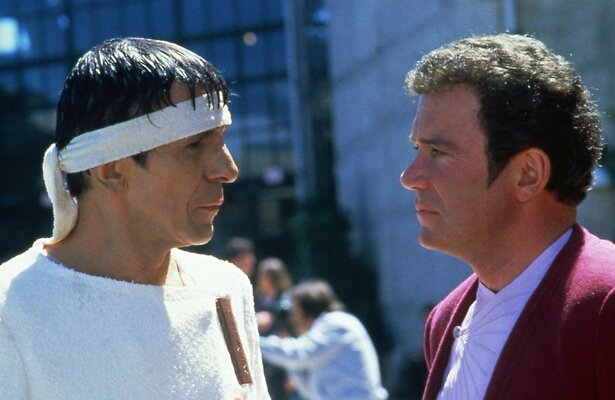 Leonard Nimoy en William Shatner in Star Trek IV: The Voyage Home