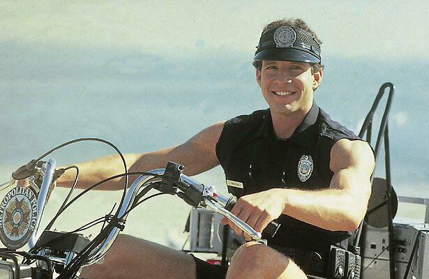 Steve Guttenberg in Police Academy 2
