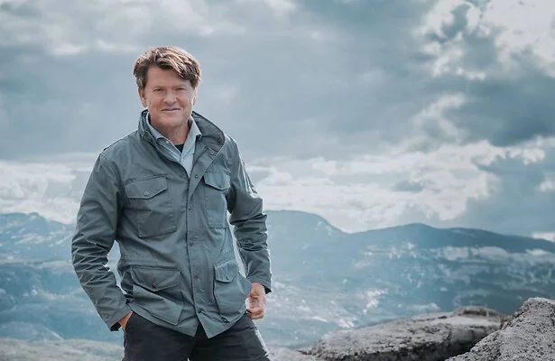 Beau van Erven Dorens voor The Summit.