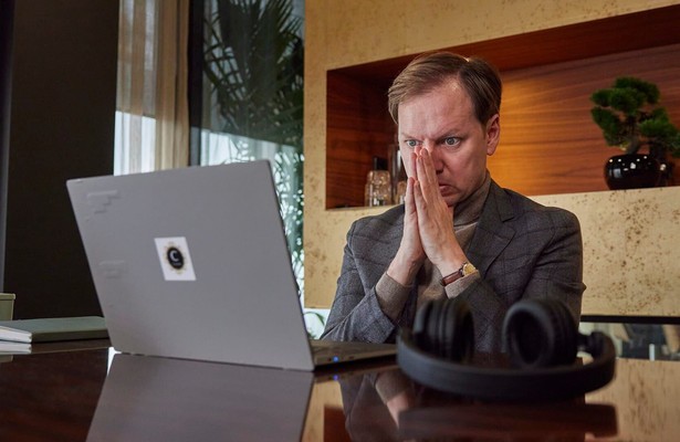 Jan-Paul Buijs als Dirk Praal in Swanenburg