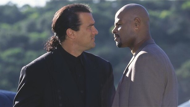 Steven Seagal als boeddhistische politieagent