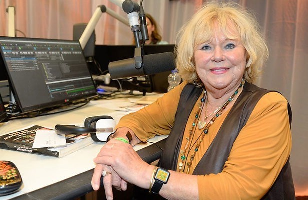 Eerbetoon aan Tineke de Nooij