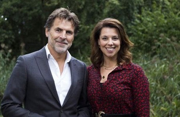 Toine van Peperstraten en Roos Moggré