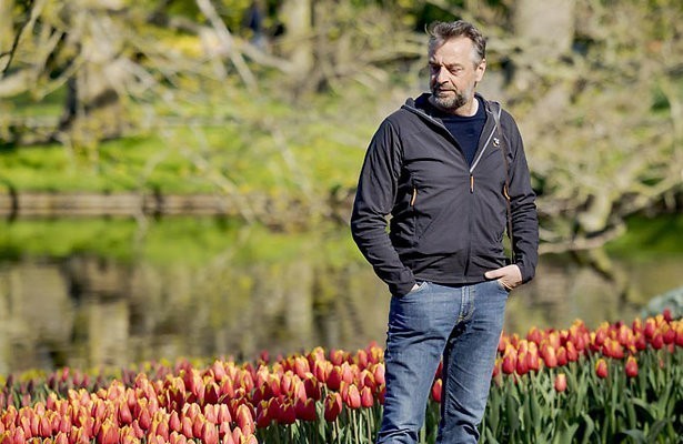 Eindelijk! Tom Waes gaat Nederland ontdekken