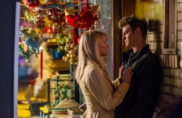 Andrew Garfield en Emma Stone in The Amazing Spider-Man 2