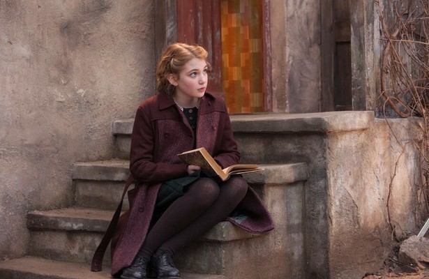 Sophie Nélisse in The Book Thief