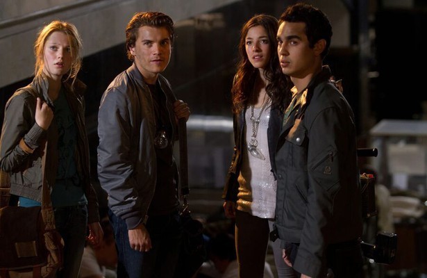 Vriendengroep uit The Darkest Hour